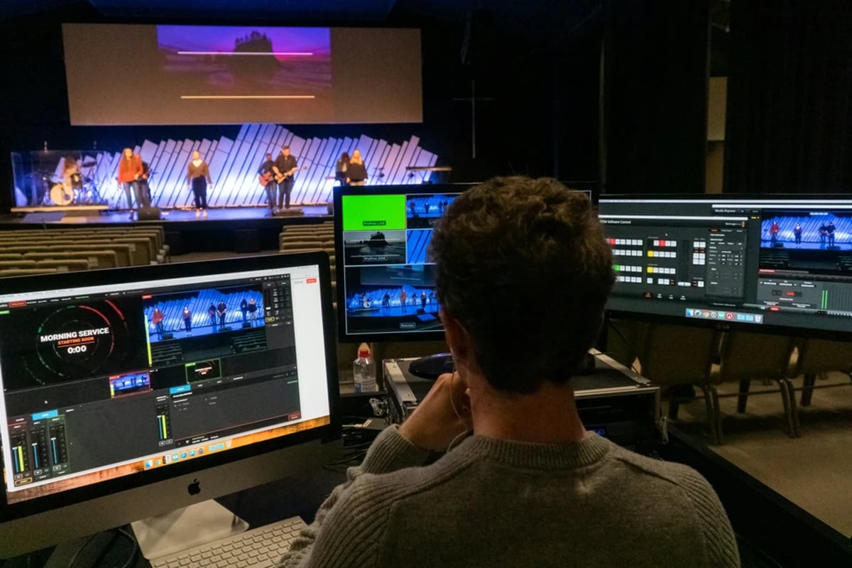 Director's Notes to Editor: Lead Without Micromanaging